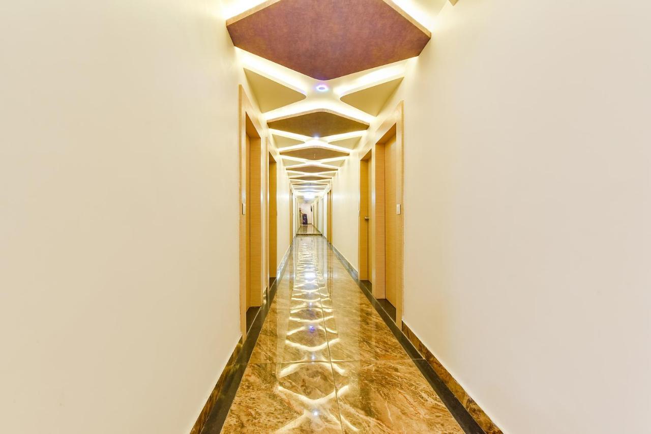 Fabhotel Symphony Grand Ahmedabad Esterno foto